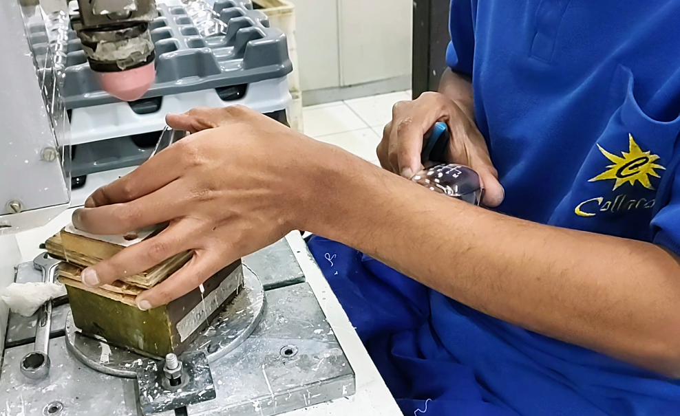 Tampografia manual: técnicas e ferramentas essenciais